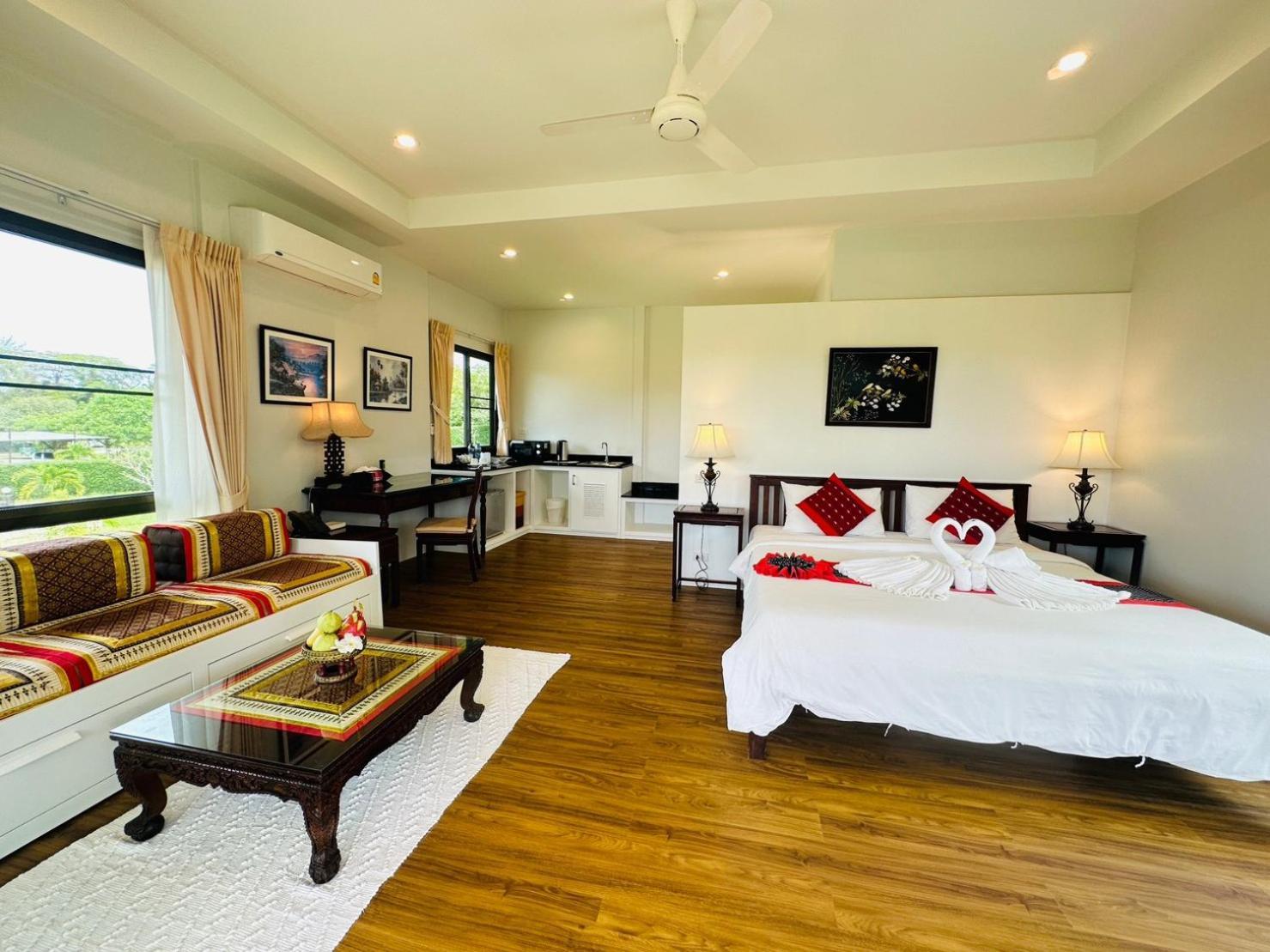 Thailife Wellness & Meditation Resort- Sha Plus Khao Lak Exterior foto